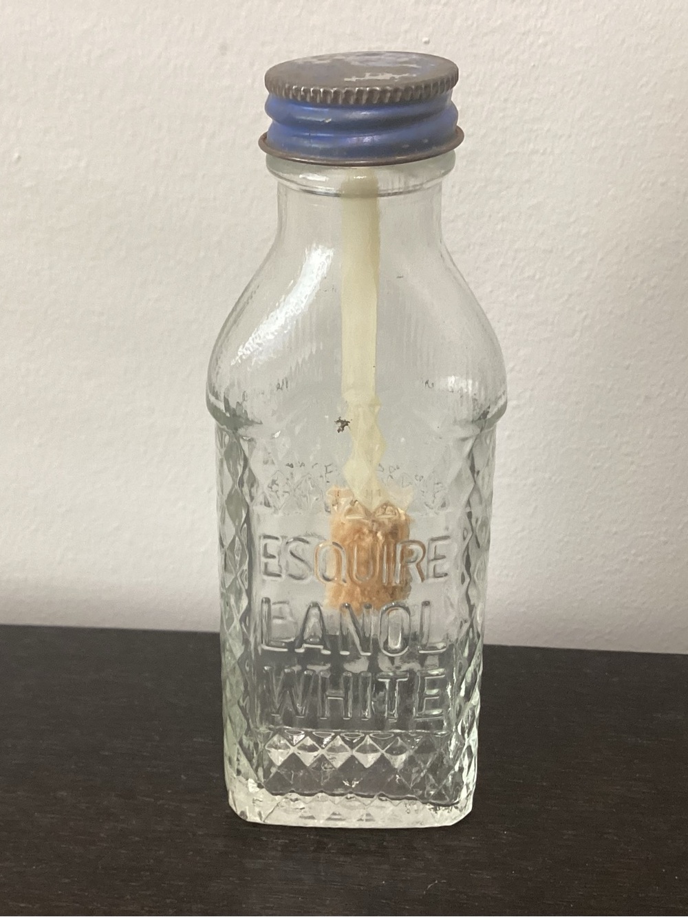 Vtg. Original jar of ESQUIRES Landoll White Shoe Polish Bottle, 1950s.